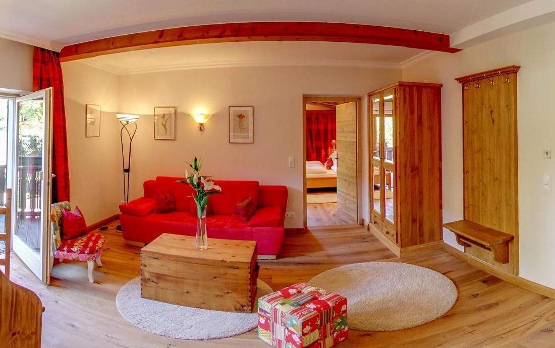 Serviced Apartments Villa Licht Kitzbuhel Bagian luar foto