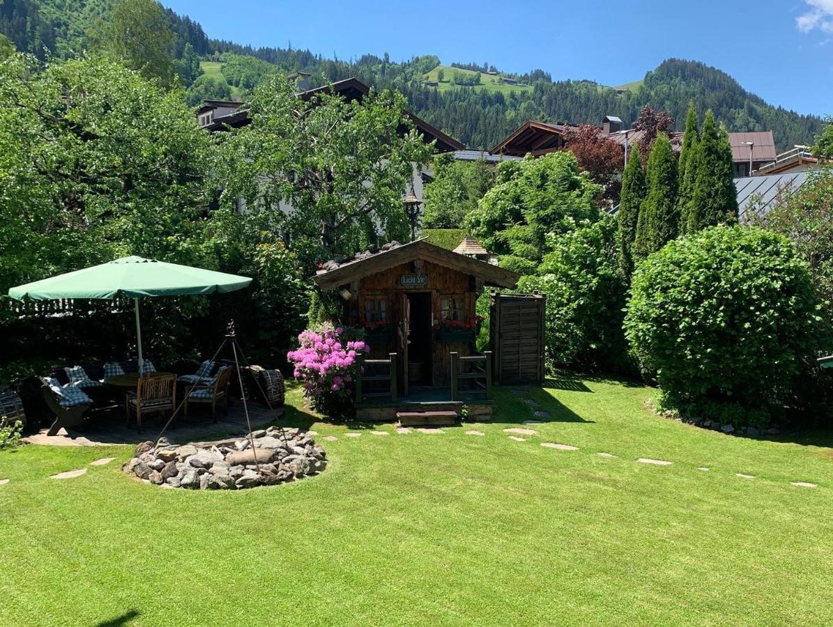 Serviced Apartments Villa Licht Kitzbuhel Bagian luar foto