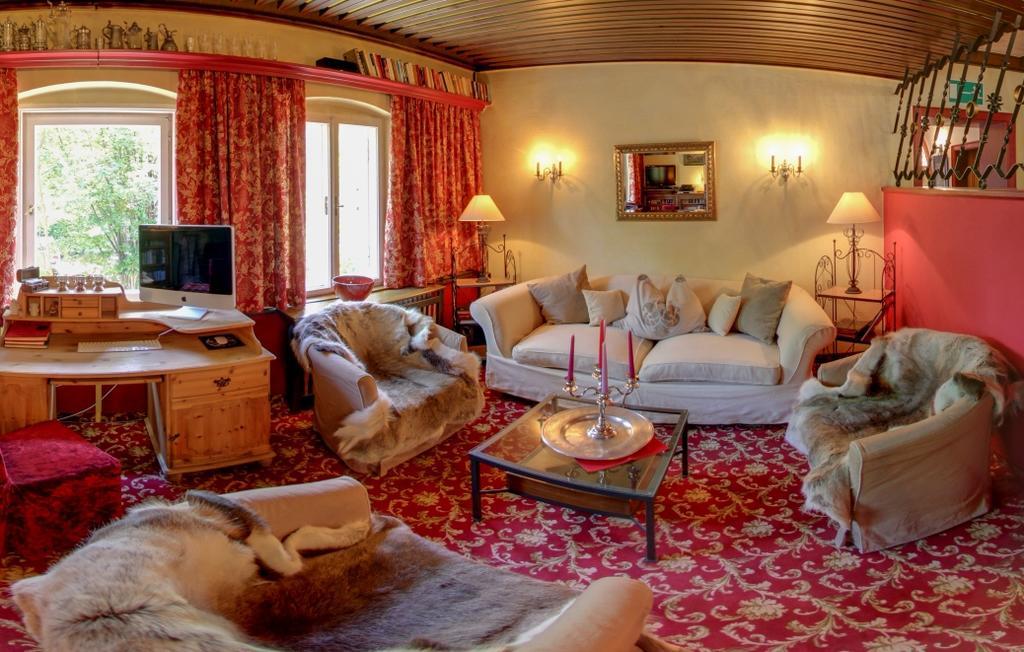 Serviced Apartments Villa Licht Kitzbuhel Bagian luar foto