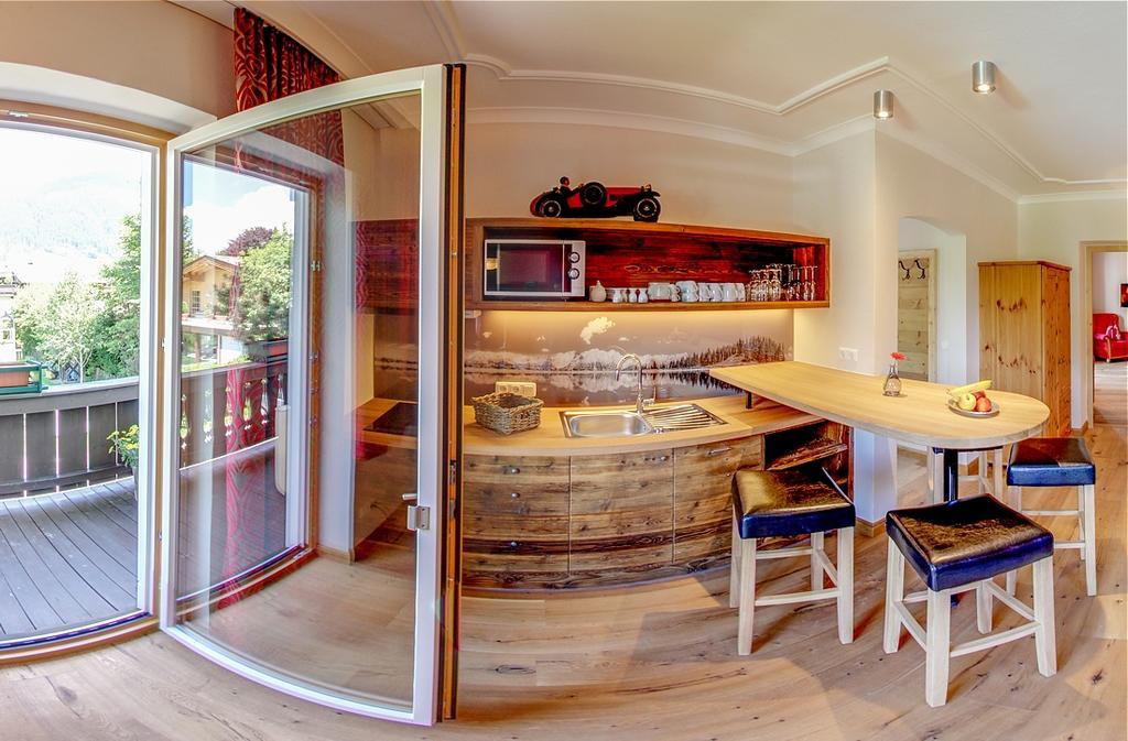 Serviced Apartments Villa Licht Kitzbuhel Bagian luar foto
