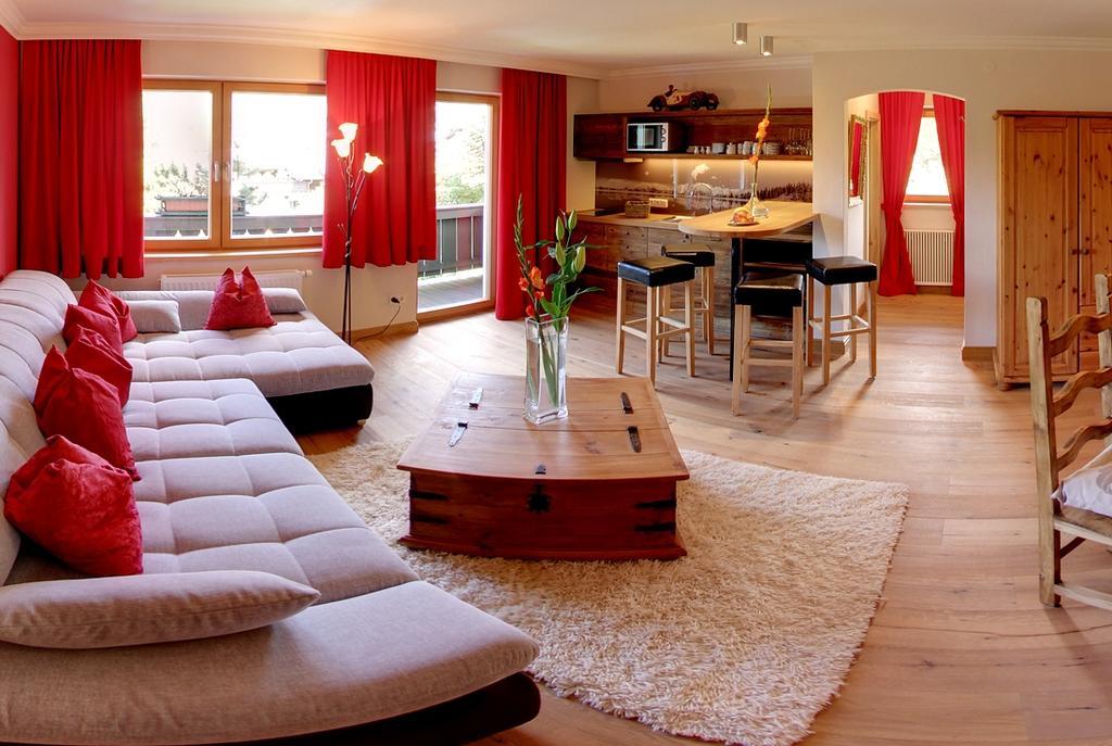 Serviced Apartments Villa Licht Kitzbuhel Bagian luar foto
