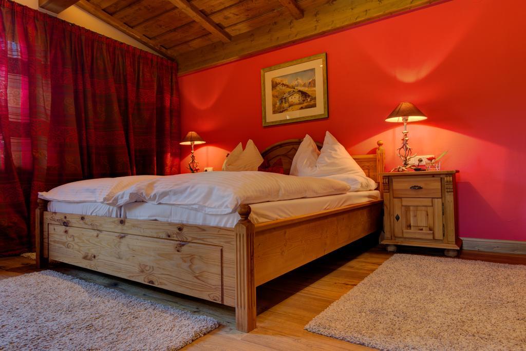 Serviced Apartments Villa Licht Kitzbuhel Bagian luar foto